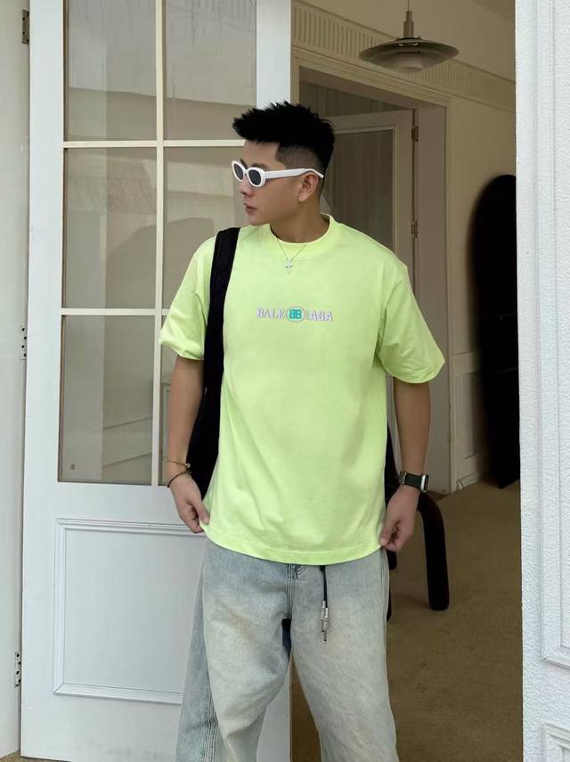 Balenciaga 2025Ss new spring and summer short-sleeved cotton plain fabric, re-wa