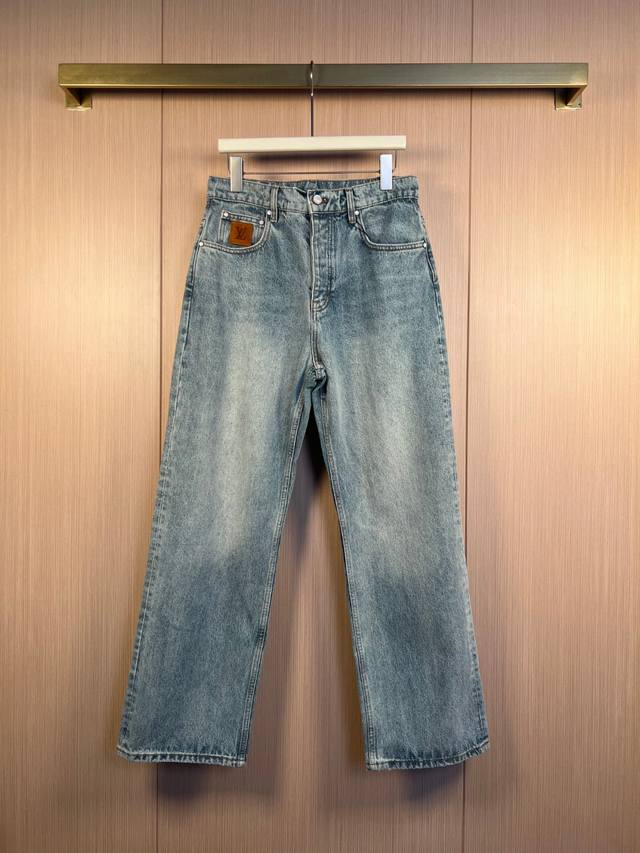 Lv 25Ss Pearl Button Pocket Logo Jeans Size: 30-36