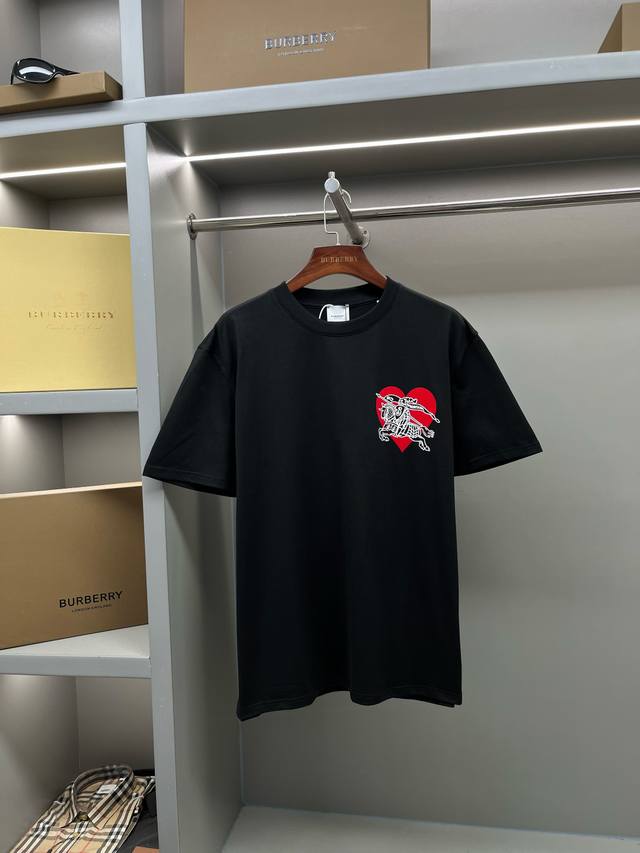 Cotton T-shirt with heart-shaped equestrian knight logo Bur's flagship product,