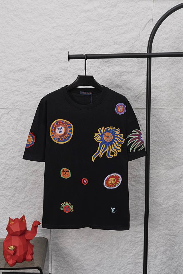 Style No. F031 Lv new super heavy embroidery short sleeves * Yayoi Kusama's seco