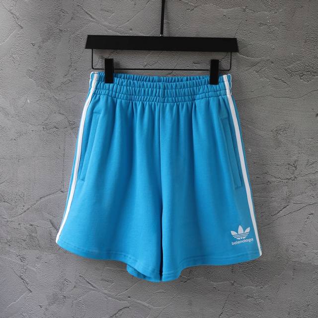 34103# Clover embroidered hem shorts shorts beach pants men and women style Colo