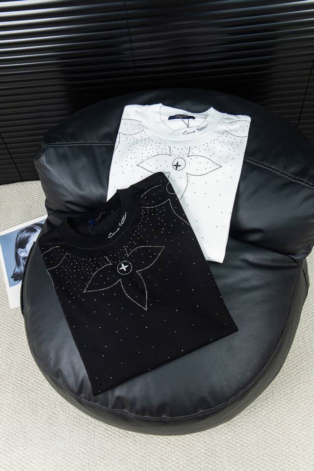 Style number: L59 Louis Vuitton 2025Ss hot-drilled letter embroidered short-slee