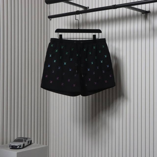 Louis Vuitton 25Ss full-width monogram gradient embroidered shorts Lv new beach