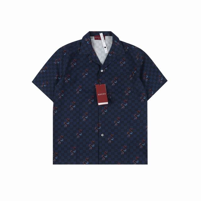 Gucc Snake Print Shirt Short Sleeves The snake motif is presented in print or em