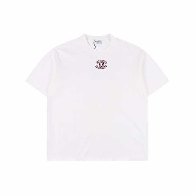 Chanel 25Ss snowflake embroidered short-sleeved T-shirt The fabric is made of cu