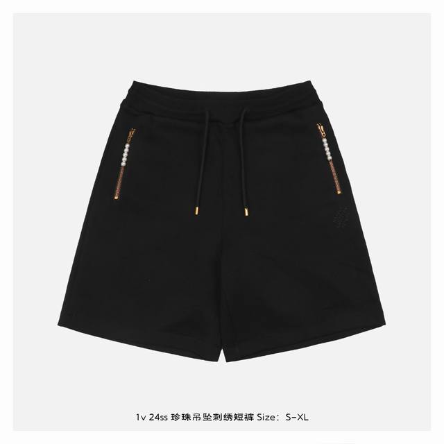 Lv 24Ss pearl pendant embroidered shorts Originally purchased for 8,950, it uses
