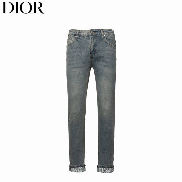 Dior 25Ss 1947 full-hem printed jeans . Each piece is classic, and the 3D proces