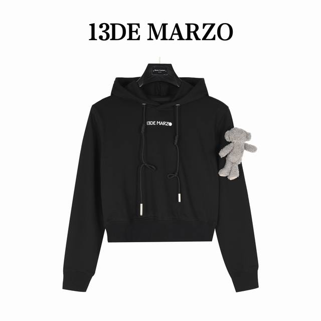13Demarzo One-Baby Hoodie This hoodie and shorts set not only has the brand "13D