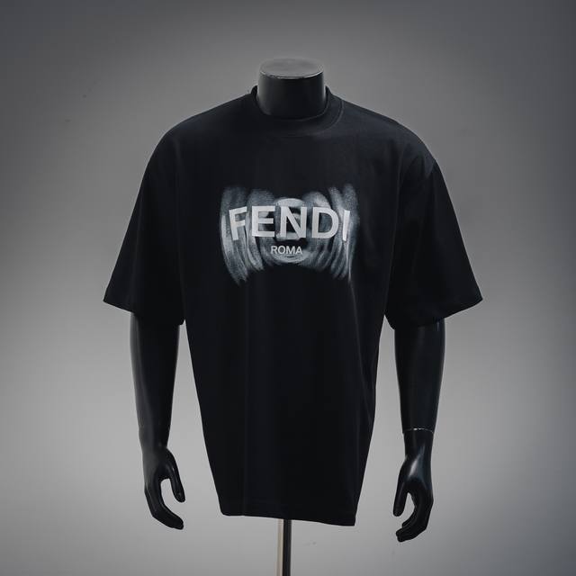 Fendi 25Ss Rendered Letter Logo Short Sleeve T-shirt Made of high-quality fabric