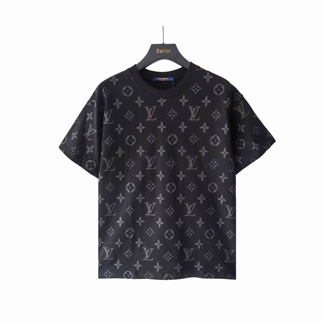 Actual details + size chart Louis Vuitton full-print flocked monogram logo short