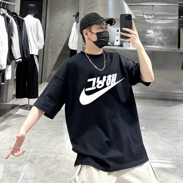 Nike counter same new basic short-sleeve genuine factory original quality! The f