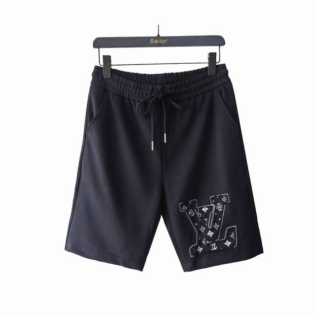 Size chart + real shot details Louis Vuitton patch logo casual shorts Back pocke