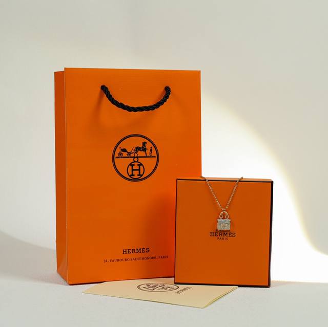 Hermes full diamond bag necklace The latest model on the official website, the s