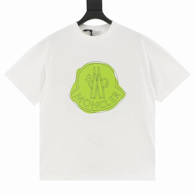 Monecler short sleeves with foamed chest prints The fabric is made of 260g combe