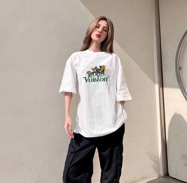 Lv lion letter print short sleeve top picture
