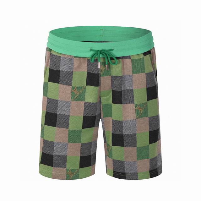 Louis Vuitton Summer new classic checkerboard casual shorts Very fashionable and