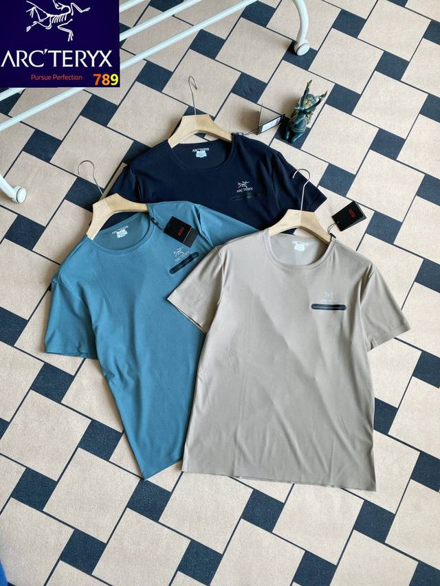 Arc'teryx Arc'teryx ice silk glued breathable printed short-sleeved T-shirt uses