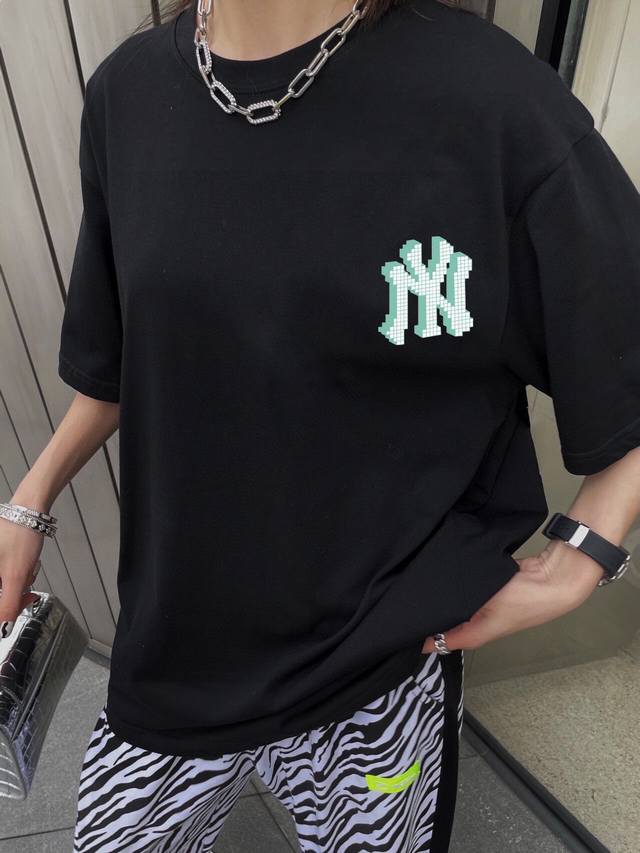 New arrival! Mlb-Ny classic short-sleeved T-shirt! Simple, individual, highly re