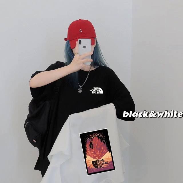 The North Face volcano hot couple short-sleeved T-shirt. This year's Xiaohongshu