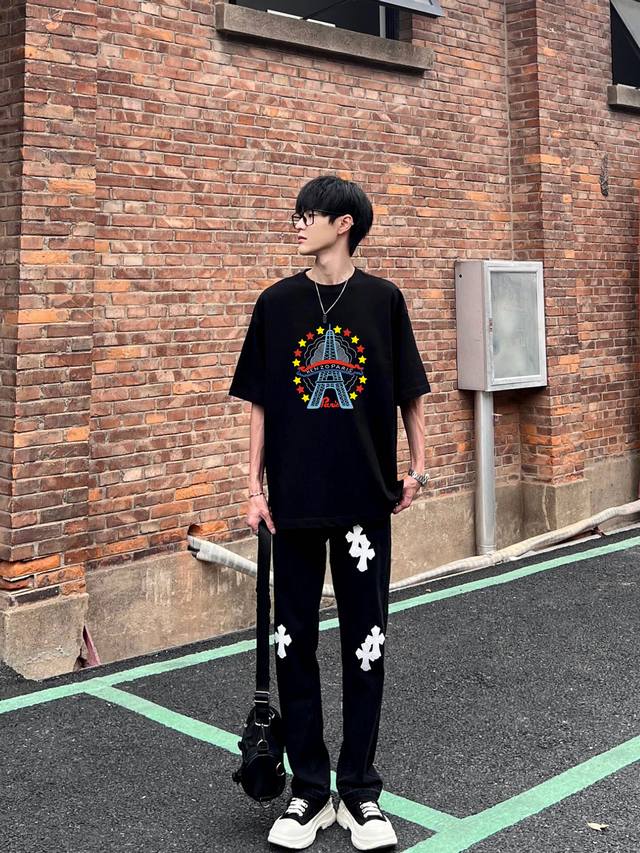 New arrival! Kenzo's new patterned short-sleeved T-shirt, a must-have item for s