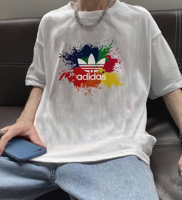 New arrival! Elements collide, super eye-catching! Adidas couple round neck shor
