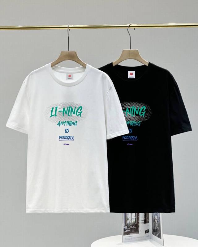 China Li Ning Paris Fashion Show Printed Short Sleeve T-shirt. Made of high qual