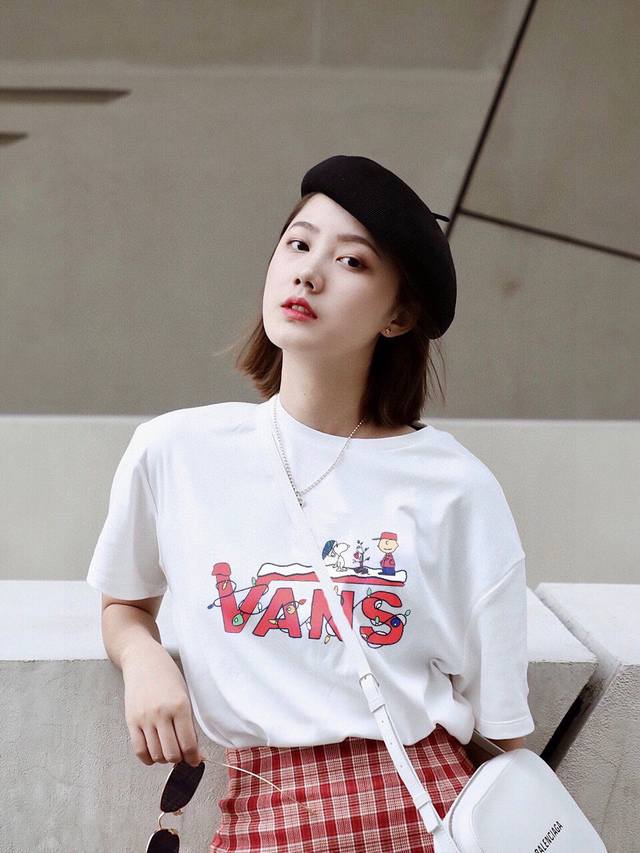 New arrival! Vans new summer short-sleeved T-shirt! Iconic Logo Tee! High-densit