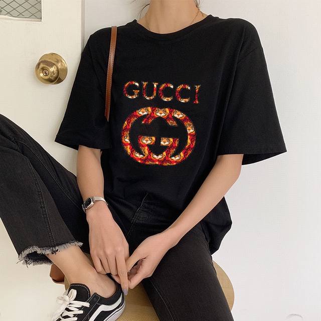 New arrival! Gucci's new short-sleeved T-shirt for the Year of the Tiger, the ca