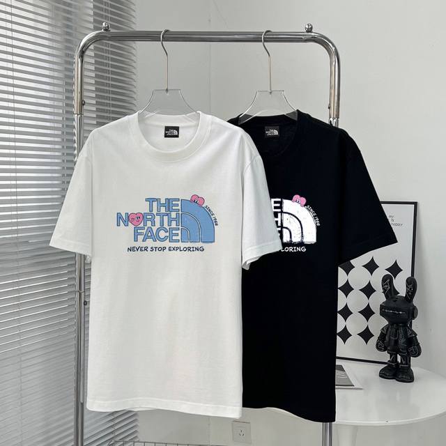 The North Face cartoon love graffiti short-sleeved T-shirt! Age-reducing and ver