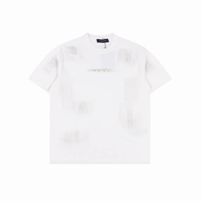 Louis Vuitton Louis Vuitton embossed rubbed color washed and worn short-sleeved