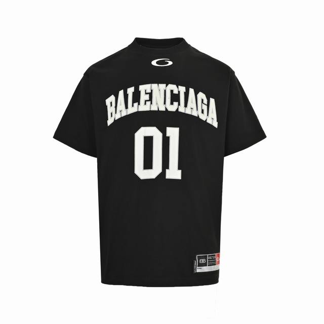 Balenciaga Manchester United co-branded football No. 10 short sleeves The front