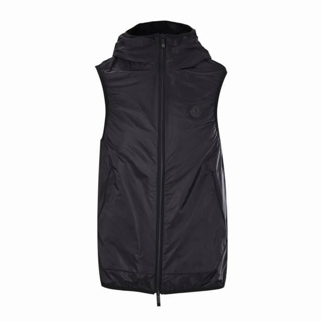 Moncler Mc reflective print hooded vest is made of 20D ultra-light nylon fabric,