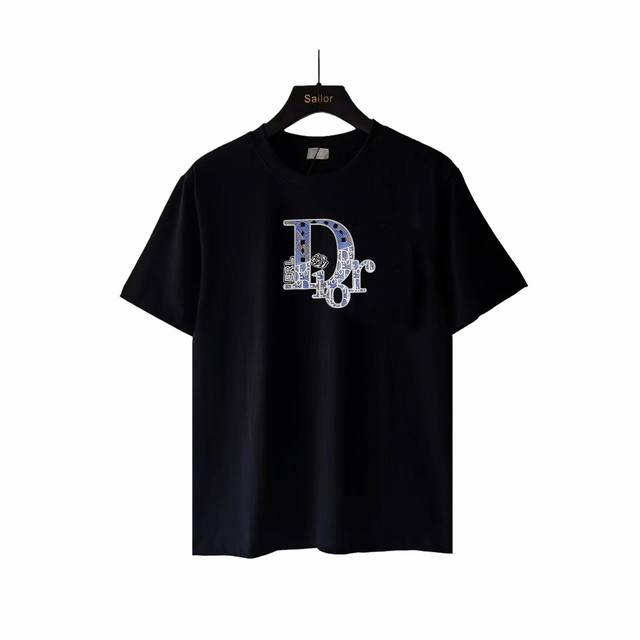 Actual details + size chart Dior's new chest gradient letter silicone hot short