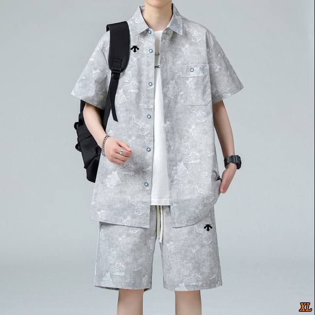 Descente exclusive real shot of the new summer high-quality trendy loose clothin