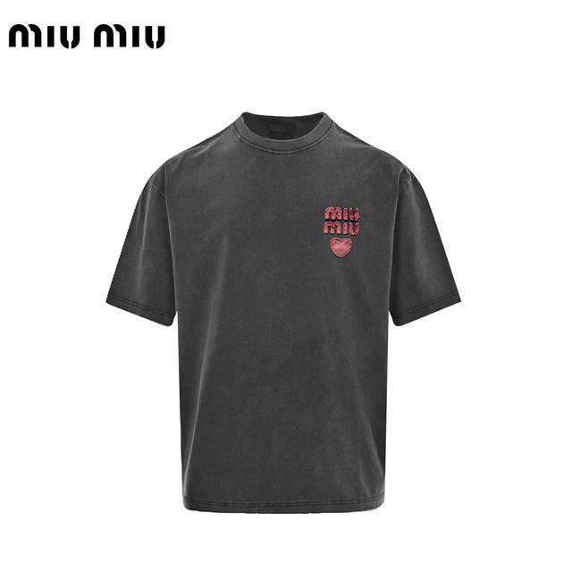 Miu Miu 25Ss washed distressed love co-branded short-sleeves The fabric is woven