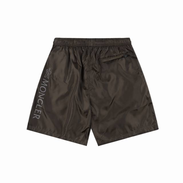 Moncler 25Ss Side Reflective Logo Print Shorts Made of quick-drying nylon woven