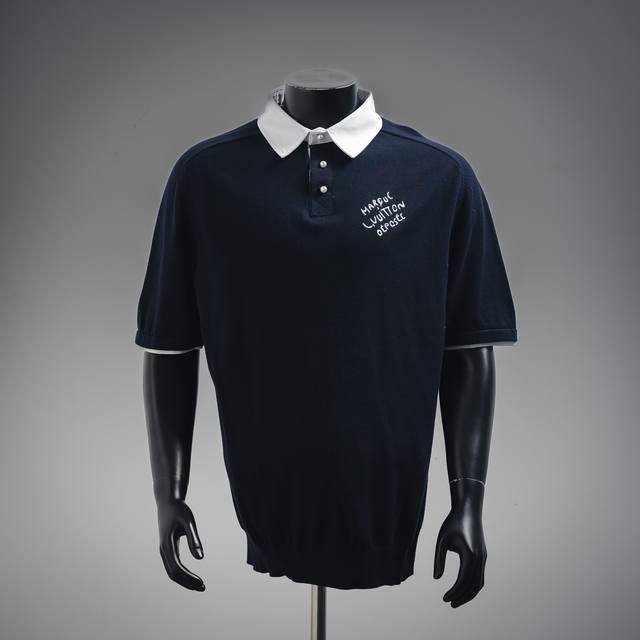 Louis Vuitton 2025Ss new pearl button polo shirt Original purchase of 10,650; fi