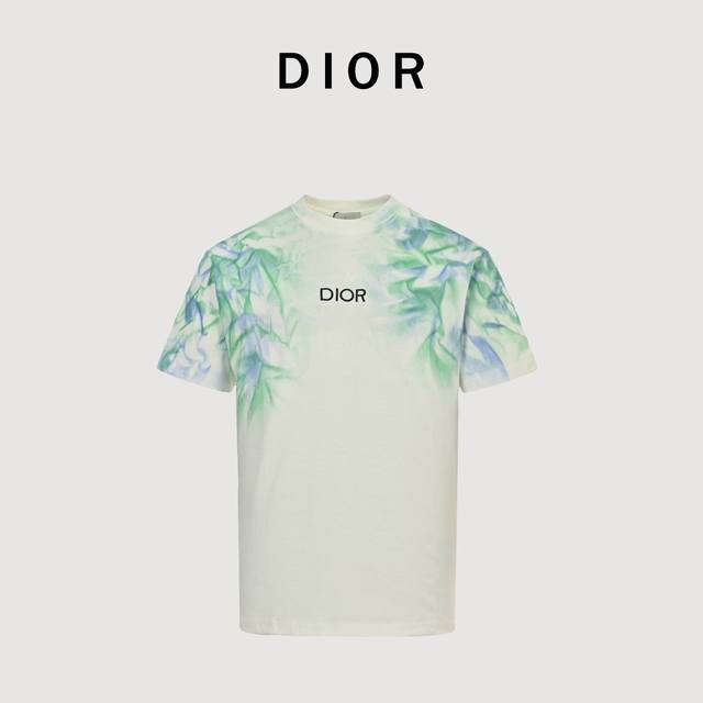 Dior hand-painted flame short-sleeved T-shirt is made of double-yarn pure cotton