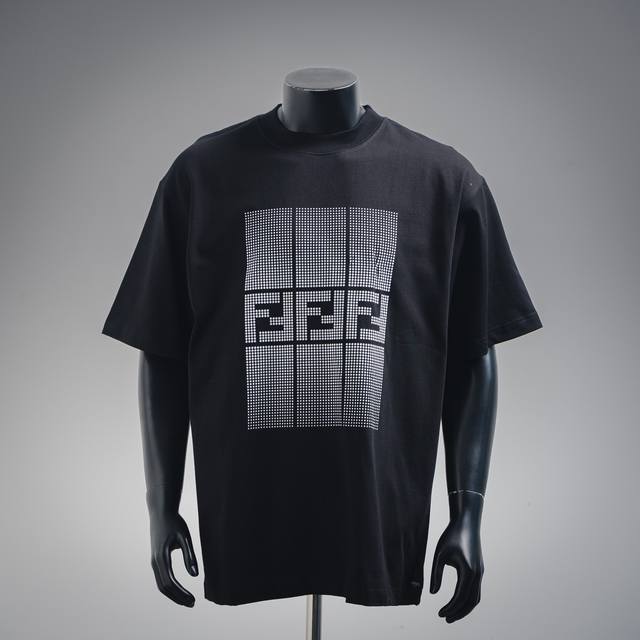 Fendi 25Ss Ff Printed Logo Short Sleeve T-shirt Made of high-quality fabrics, wh
