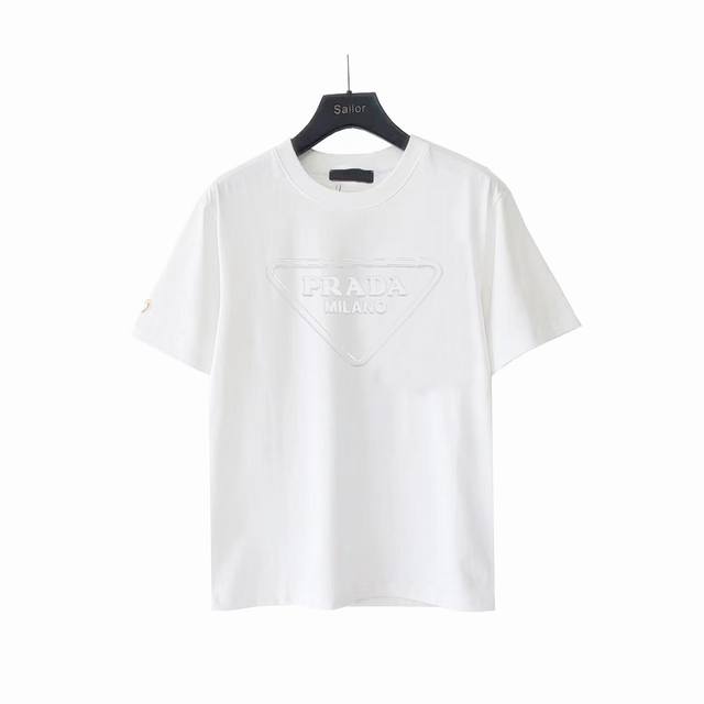 Actual details + size chart Prada~Prada classic embossed round neck short sleeve