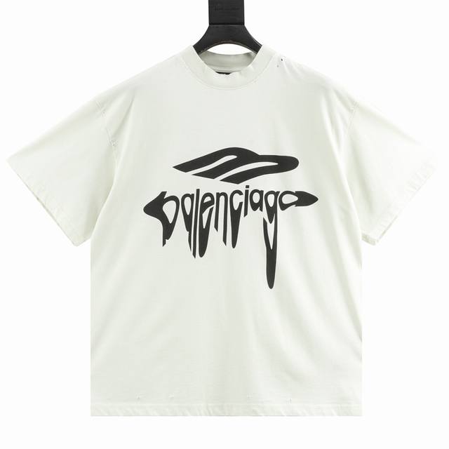 Balenciaga Melted Letter Print Short Sleeve Originally purchased for 6,200, it u