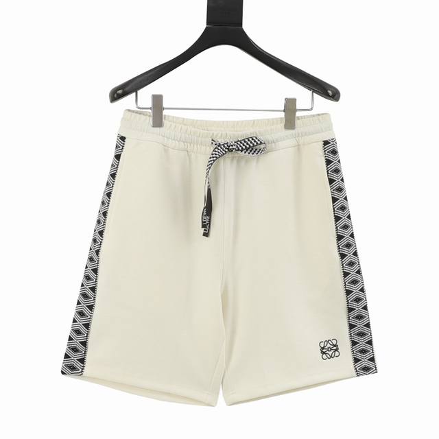 Loewe 25Ss ethnic style side color-blocked ribbon jacquard shorts are made of im