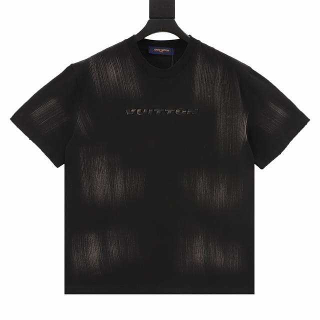 Louis Vuitton Louis Vuitton embossed rubbed color washed and worn short-sleeved