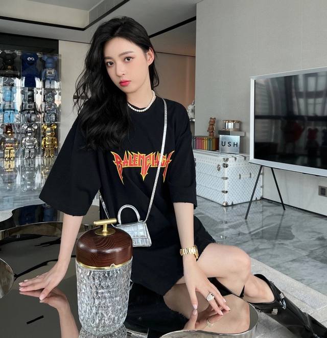 Balenciaga flame letter print short-sleeved top