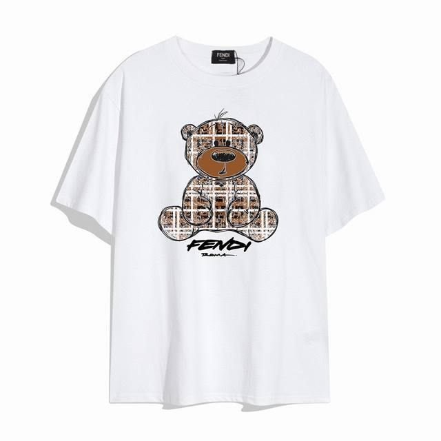 Fendi's new bear short-sleeved T-shirt, elegant design looks full of temperament