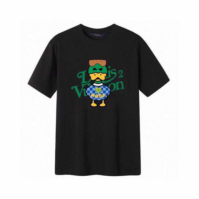 Lv new duck short-sleeved T-shirt, simple design looks very generous! The patter