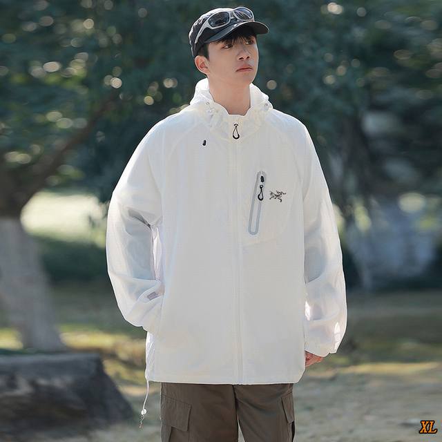 Arc'Teryx exclusive real shot of the new summer high-quality luminous zipper ref