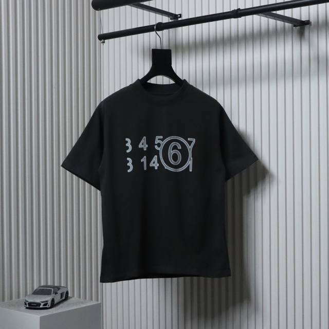 Maison Margiela Mm6 inkjet digital printed short-sleeved T-shirt fabric is woven