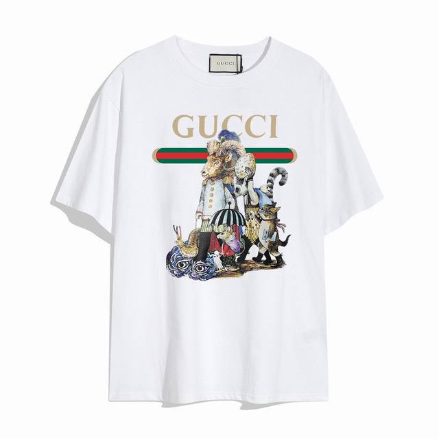 Gucci's new cat series short-sleeved T-shirt, the simple design looks particular