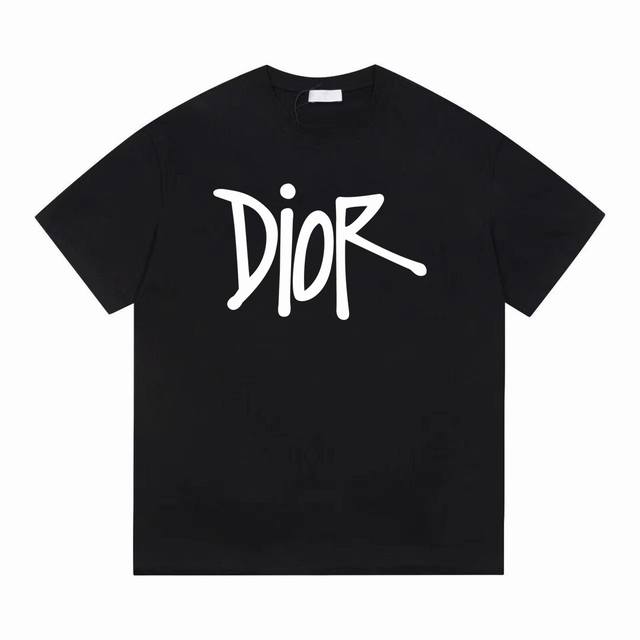 Dior's new letter print short-sleeved T-shirt, simple and elegant design looks f